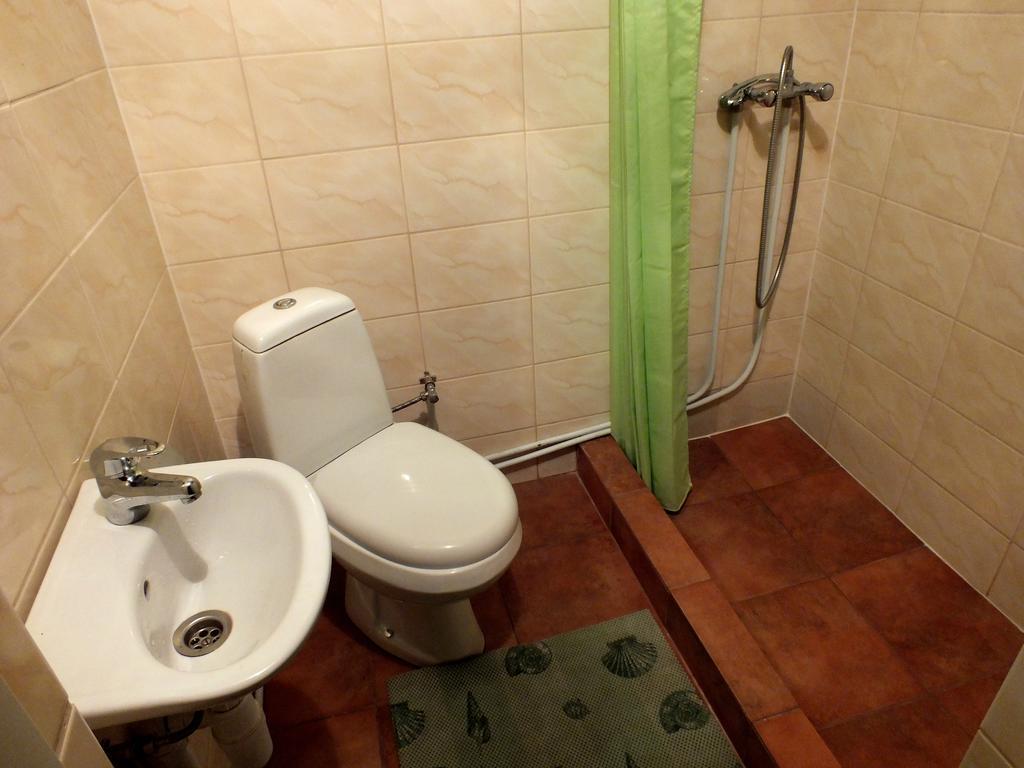 Motelis Jonuciai Garliava Δωμάτιο φωτογραφία